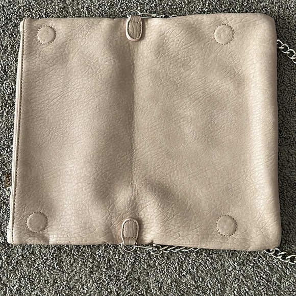 Express Clutch Purses - Picture 7 of 14